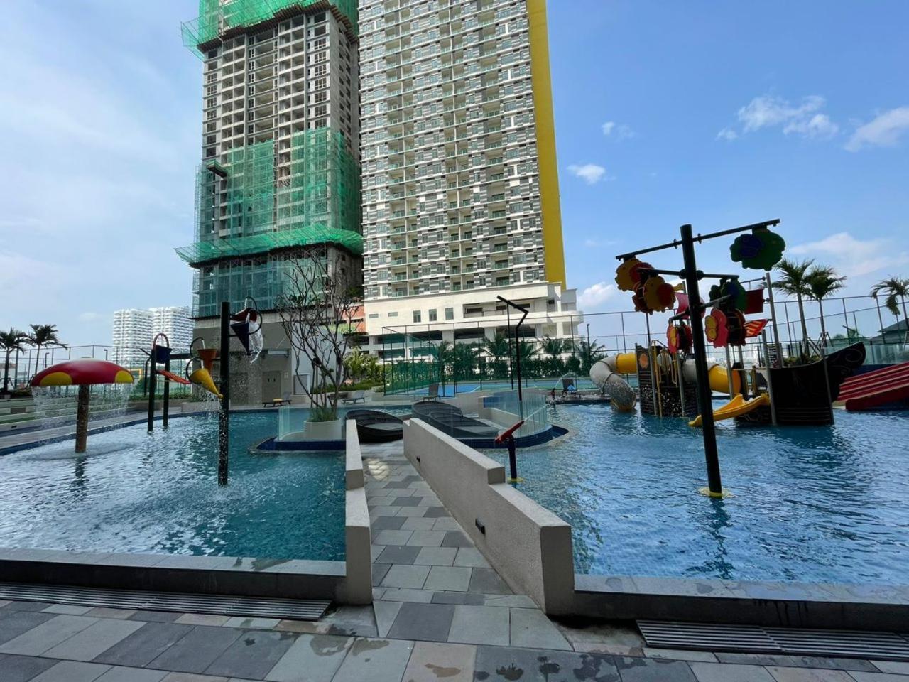 Homestay Shah Rizki@Bali Resident Melaka-Muslim Friedly Exterior photo